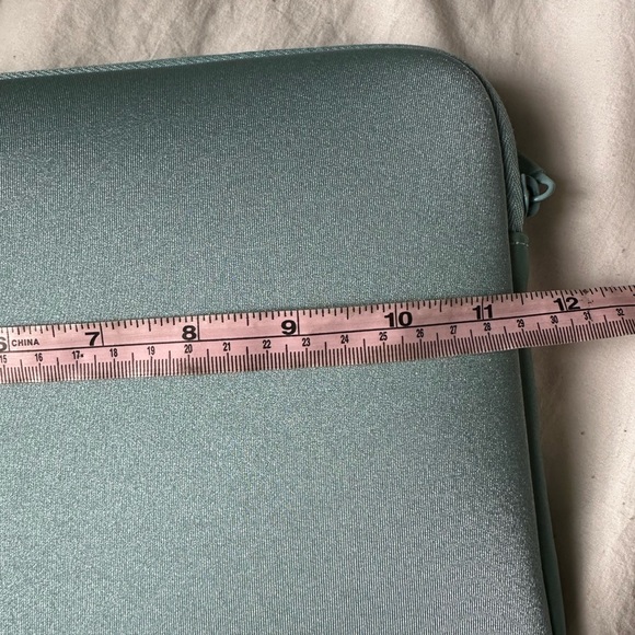 Incase laptop IPad tablet case - Picture 5 of 6